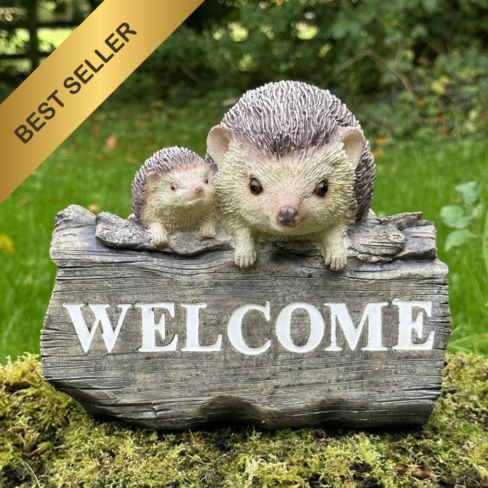 Hedgehog garden decoration with WELCOME wording, wood effect resin, novelty Hog lover gift
