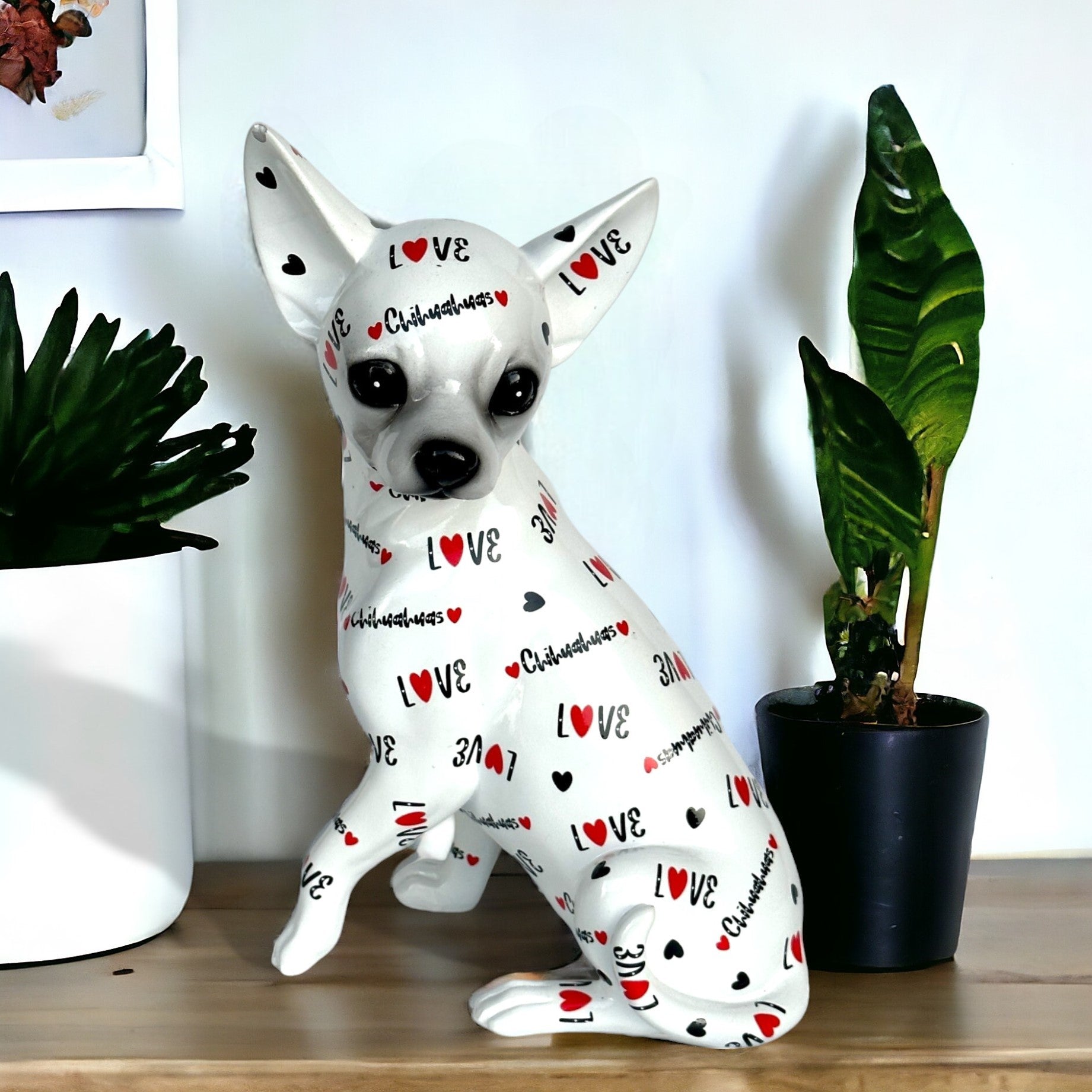 LOVE DOGS Chihuahua figurine, Love Chihuahuas text & hearts design, 25cm