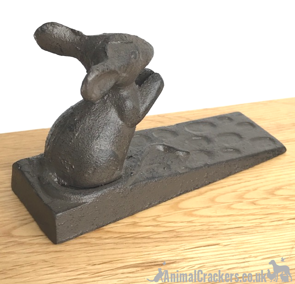 Cast iron 'Talking' mouse on cheese wedge door stop or decoration
