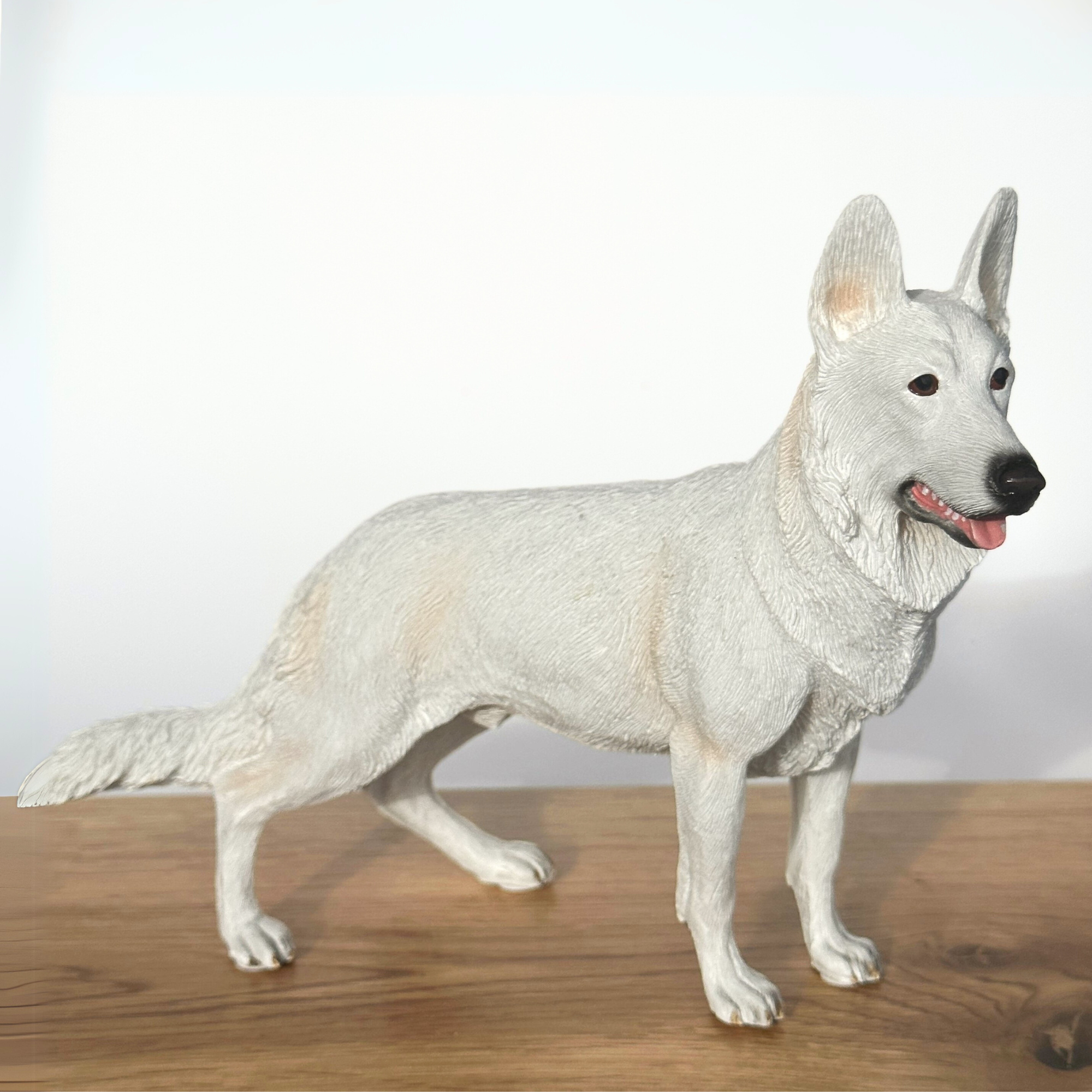 White Alsatian German Shepherd ornament, quality lifelike figurine by Leonardo. Gift boxed