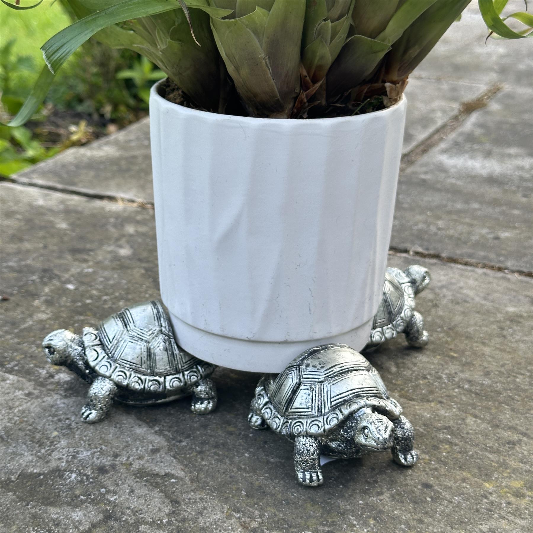 Tortoise pot stands, set of 3, aged silver effect