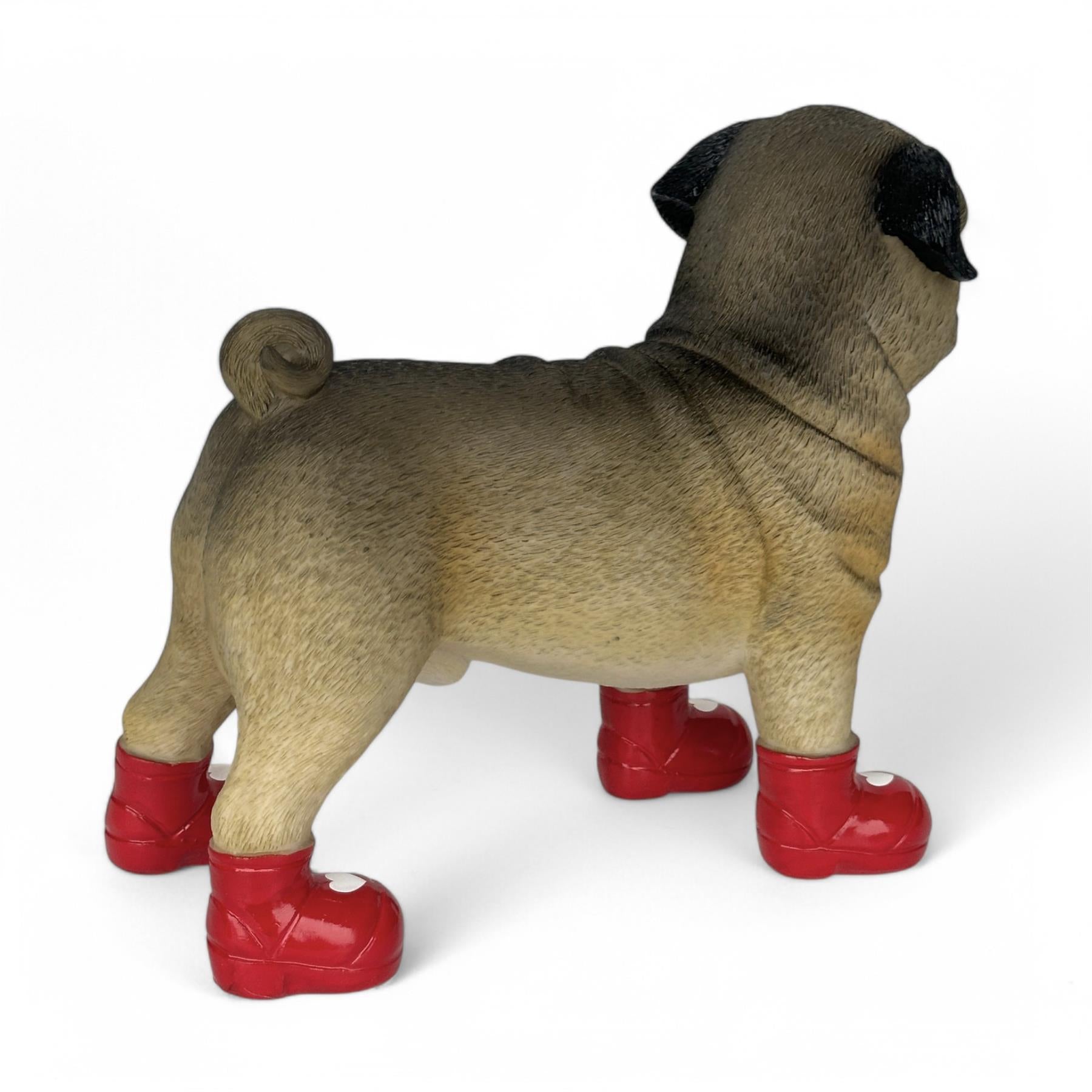 Valentines Pug Love Heart Welly Boots Love Dogs figurine Dog Lover Gift 25cm