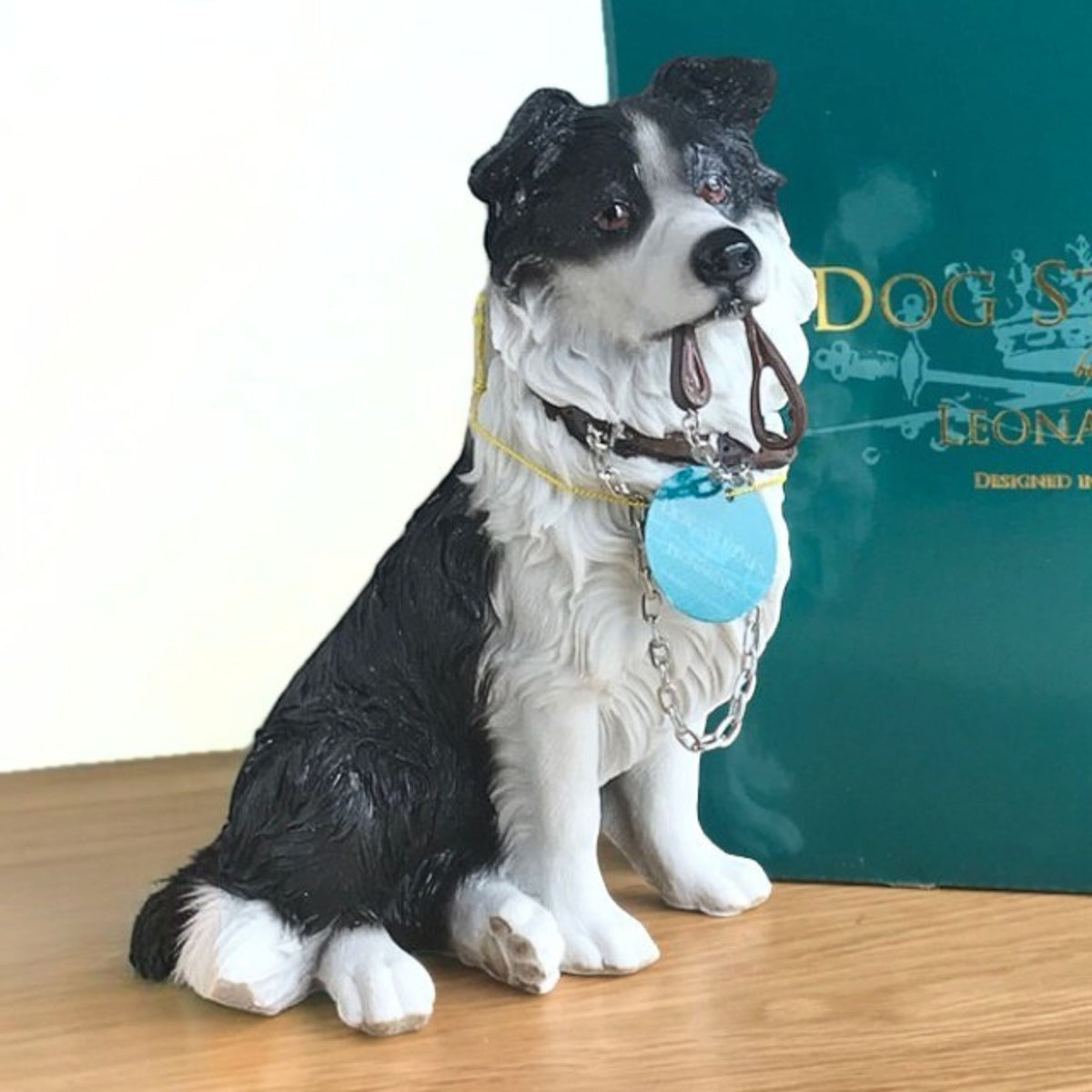 Border Collie Figurine Leonardo Walkies Dog Studies Range, Height 18cm, Gift Boxed