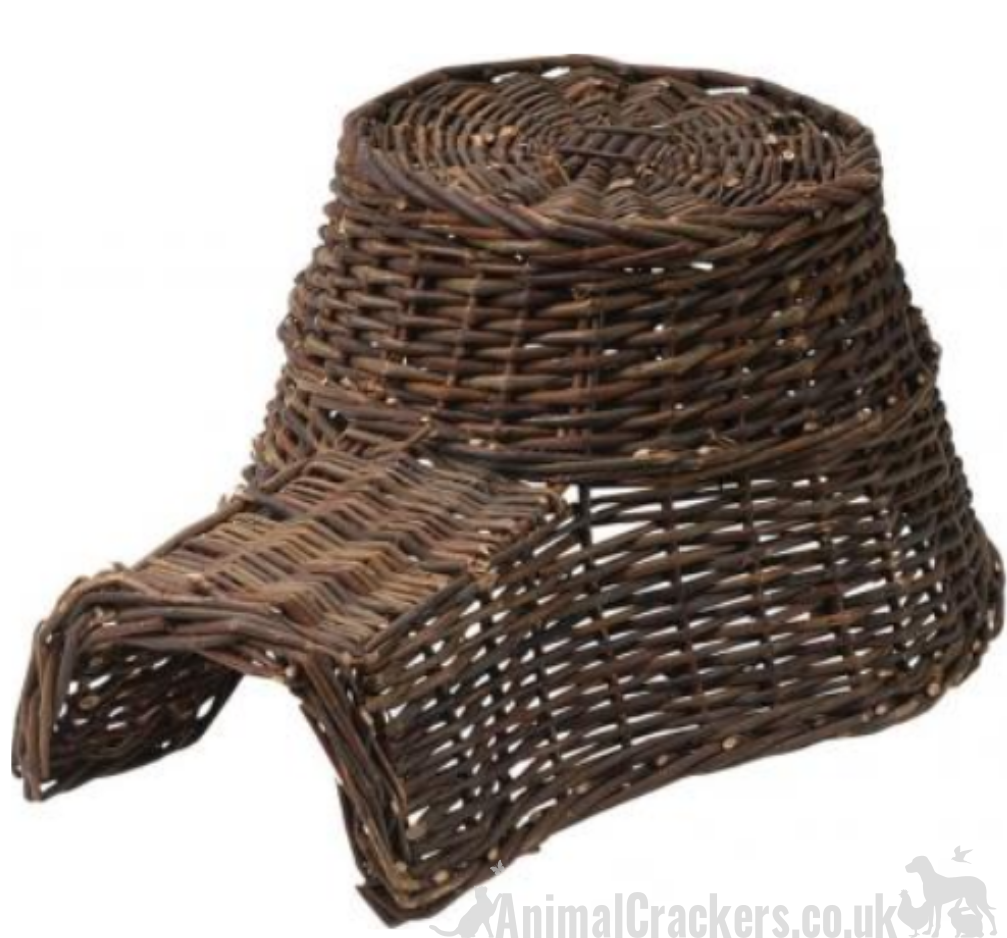 Large 50cm wicker Hedgehog house - breeding or hibernation shelter