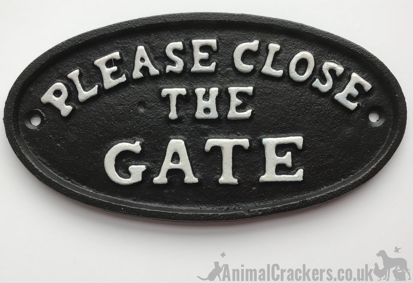 Heavy cast iron oval PLEASE CLOSE THE GATE field gate footpath sign weatherproof