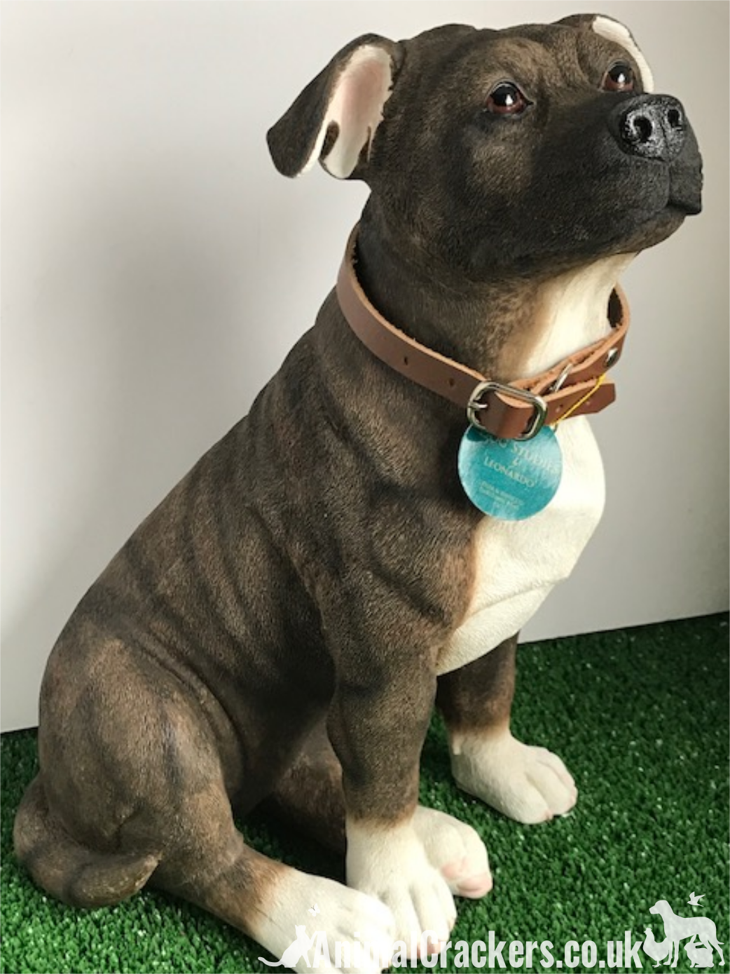 Extra large 26cm Staffy Staffordshire Bull Terrier ornament from the Leonardo 'Walkies' range